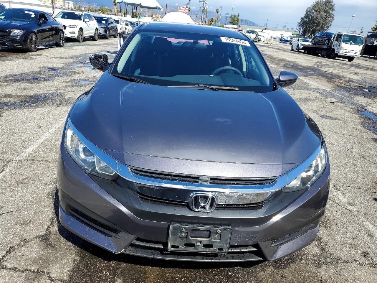 2017 HONDA CIVIC LX photo 9