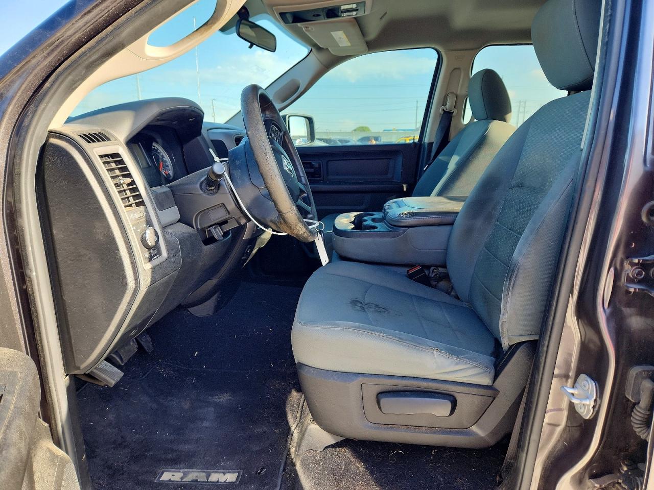 2019 RAM 1500 CLASSIC TRADESMAN photo 13