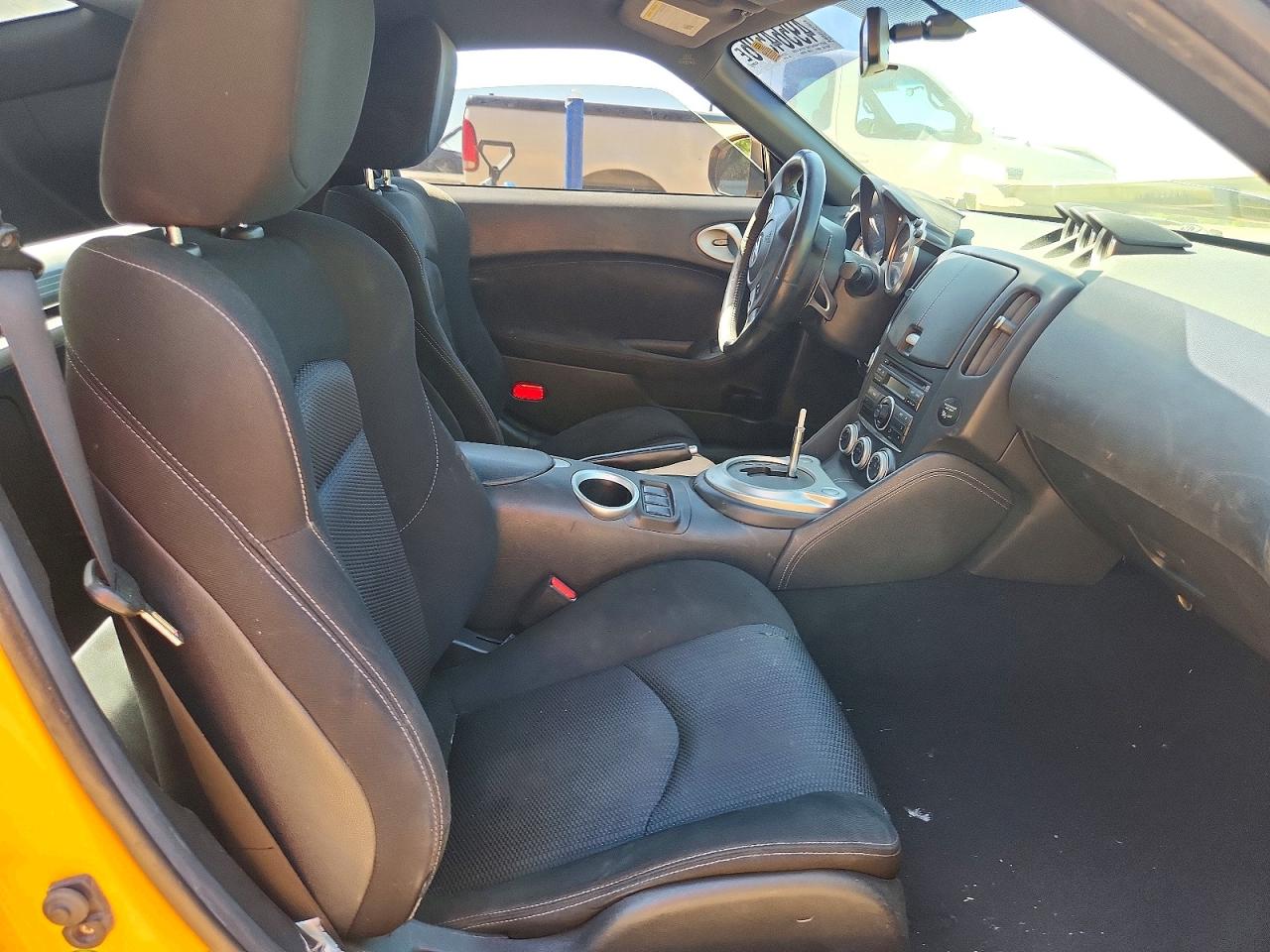 2009 NISSAN 370Z BASE photo 19
