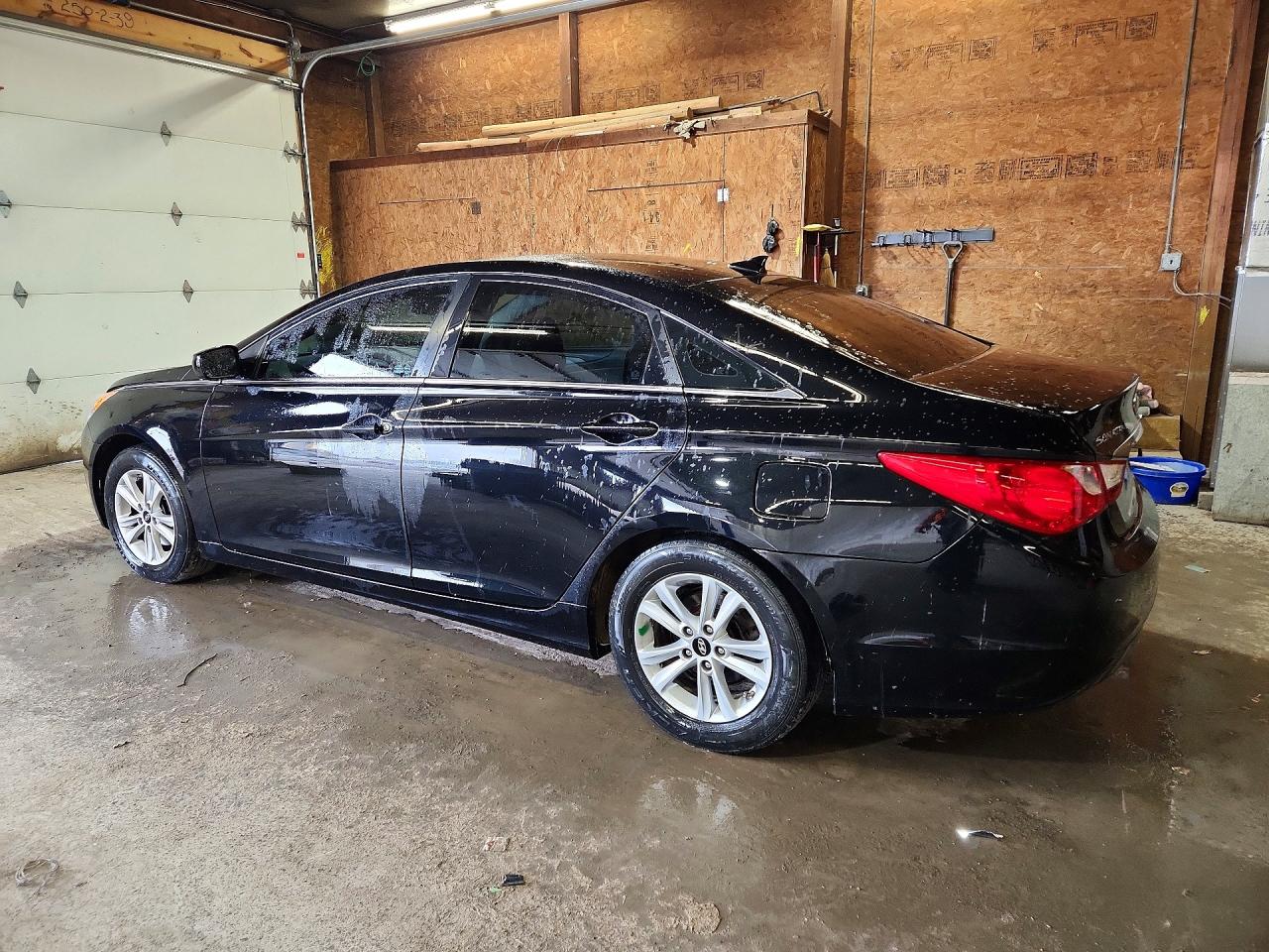2013 HYUNDAI SONATA GLS photo 4