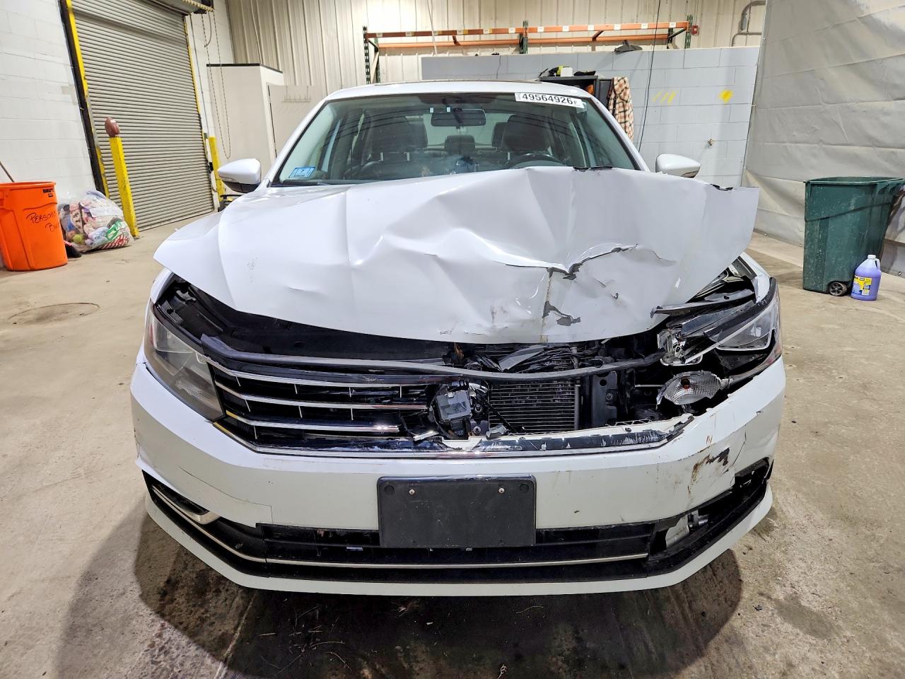 2019 VOLKSWAGEN PASSAT WOLFSBURG photo 9