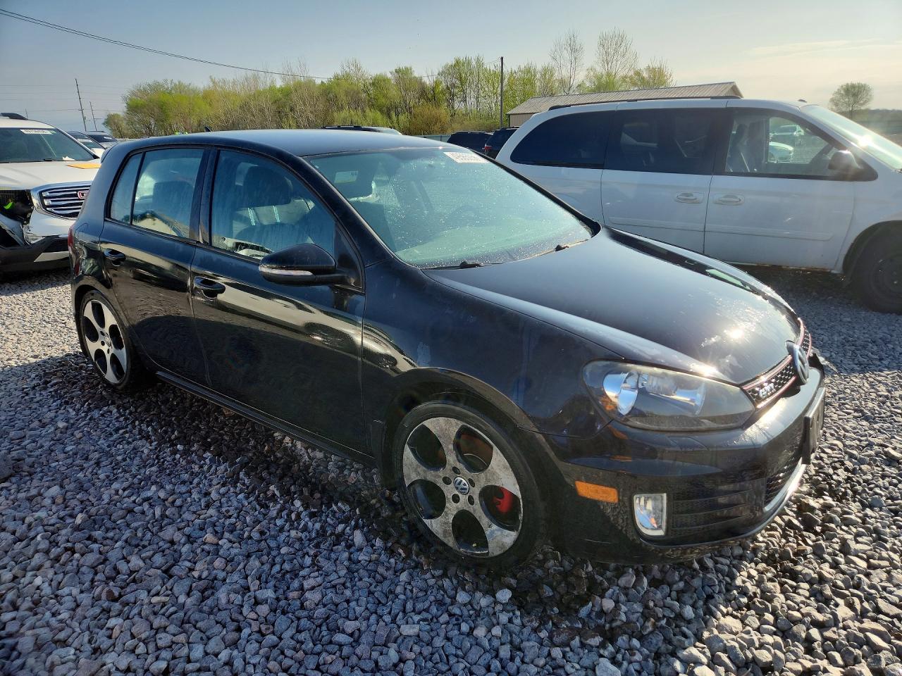 2011 VOLKSWAGEN GTI photo 7