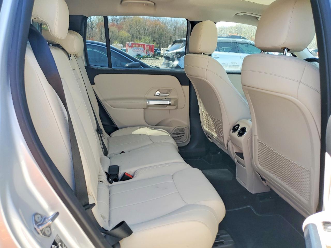 2021 MERCEDES-BENZ GLB 250 photo 21