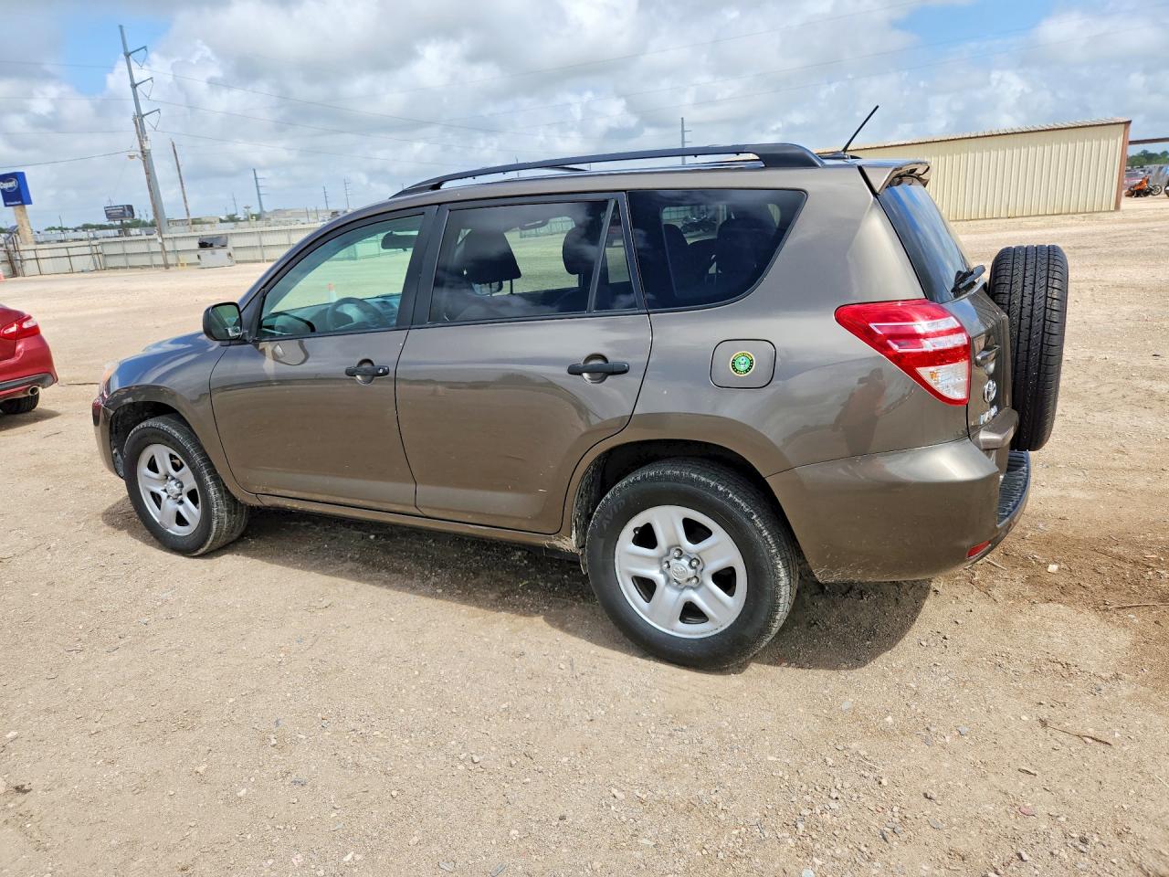 2012 TOYOTA RAV4 BASE photo 3