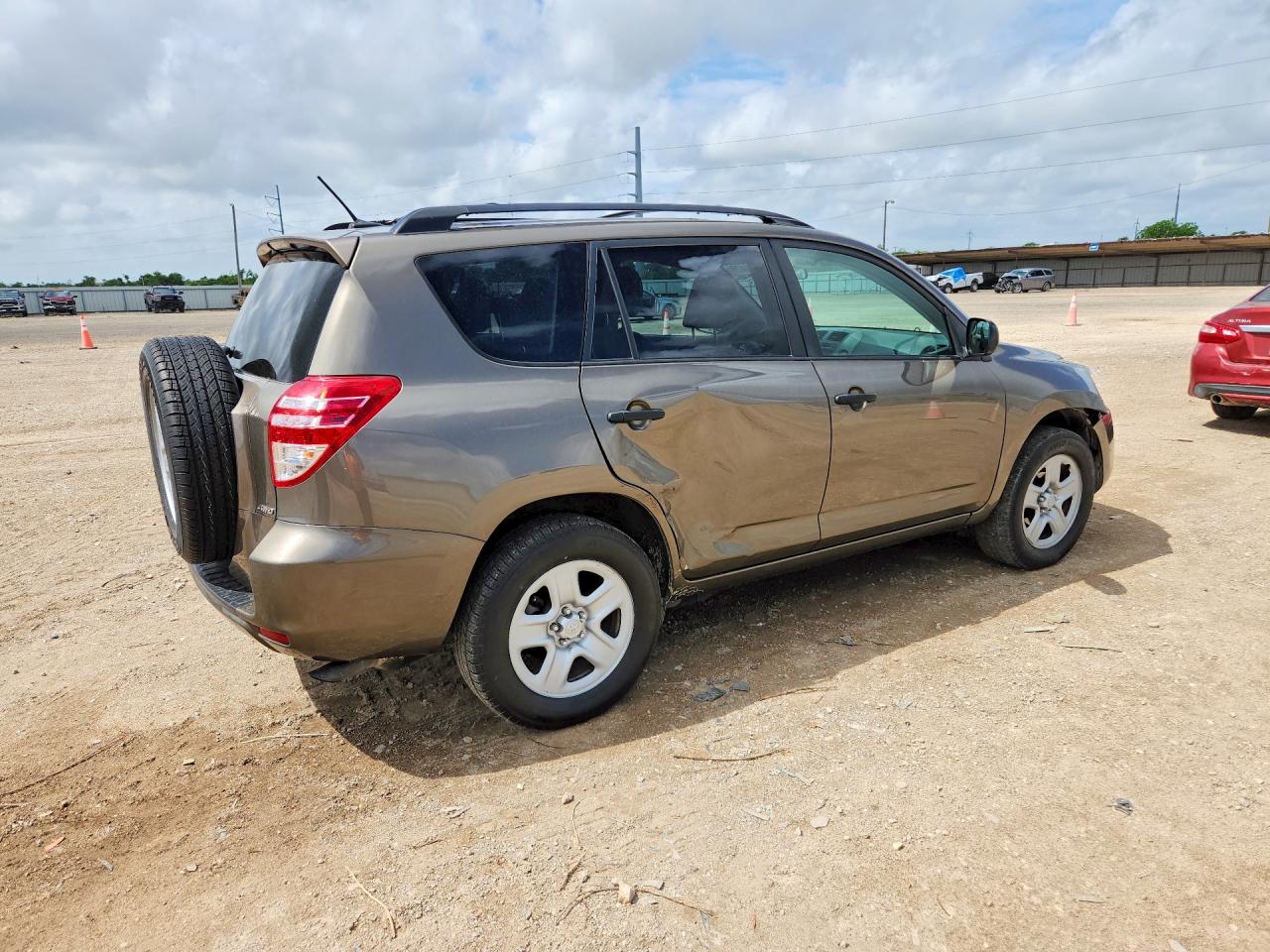 2012 TOYOTA RAV4 BASE photo 5