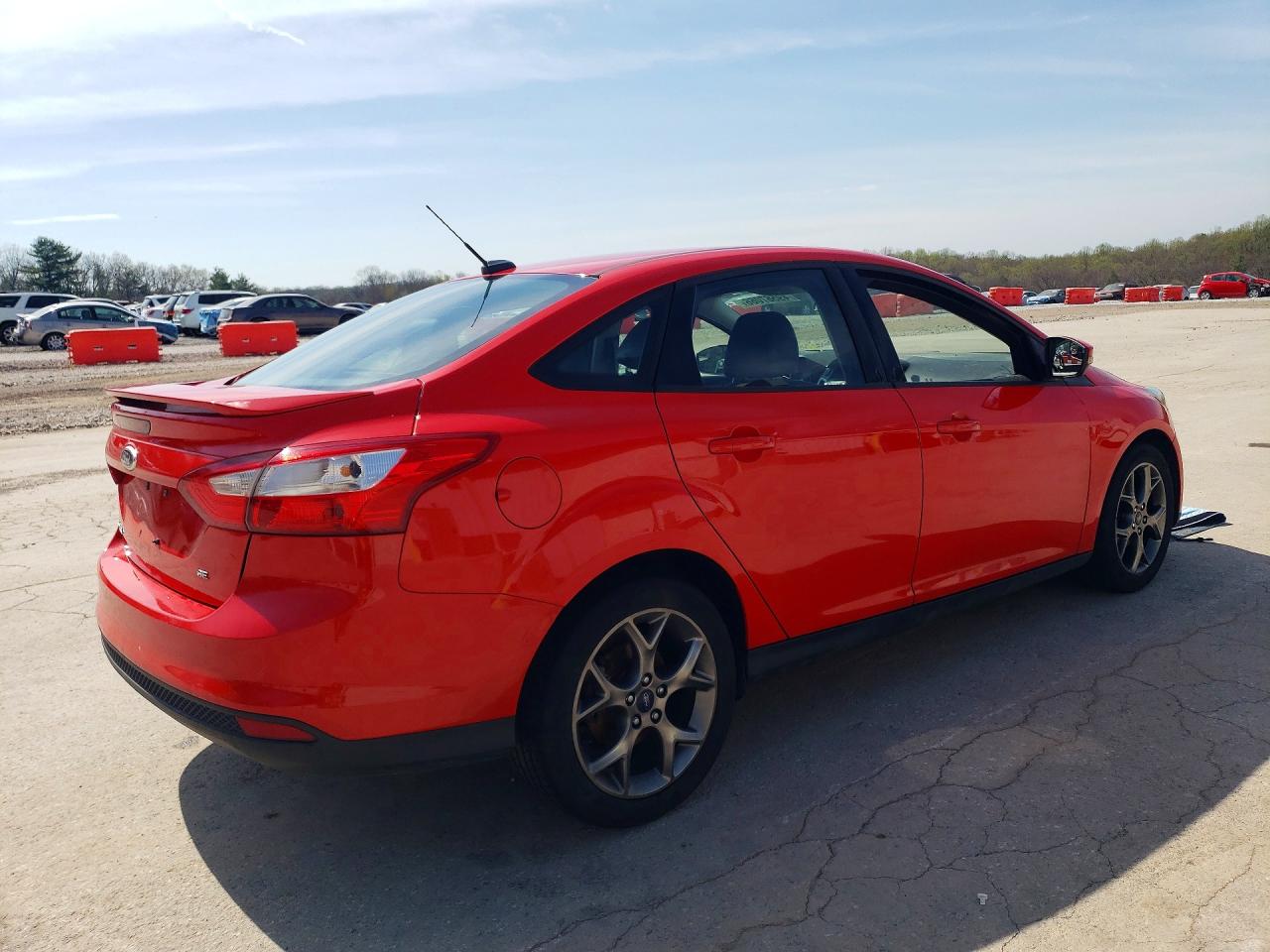 2013 FORD FOCUS SE photo 5