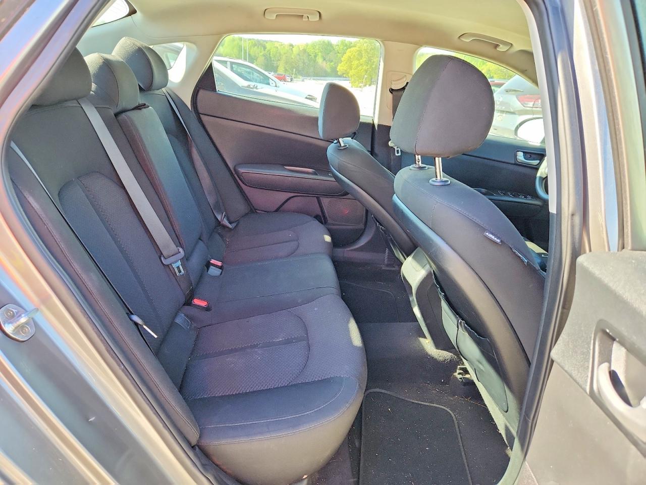 2017 KIA OPTIMA LX photo 28