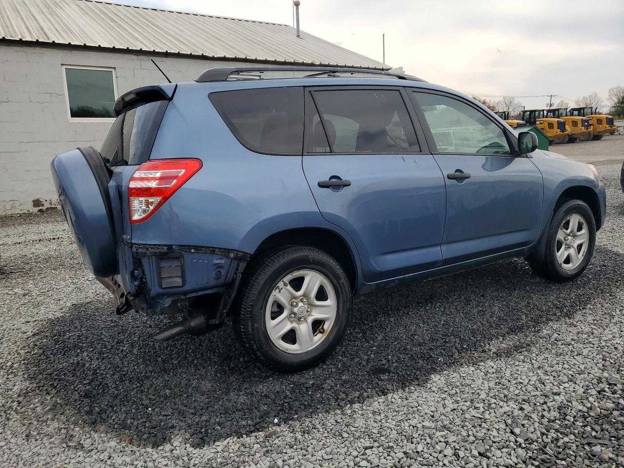 2012 TOYOTA RAV4 BASE photo 7