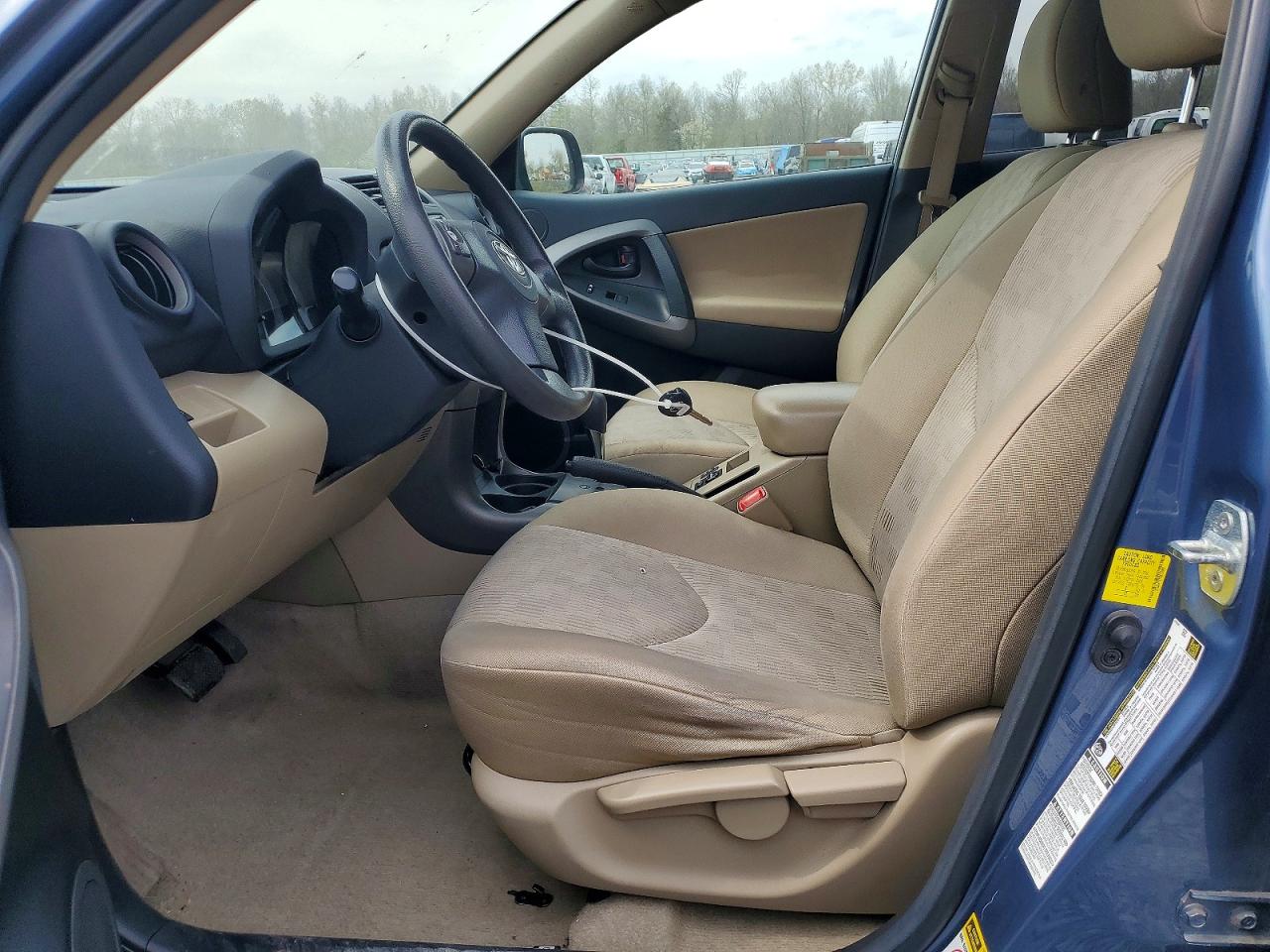 2012 TOYOTA RAV4 BASE photo 19