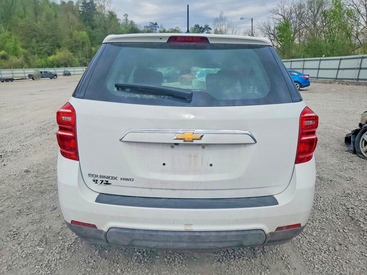 2017 CHEVROLET EQUINOX LS photo 16