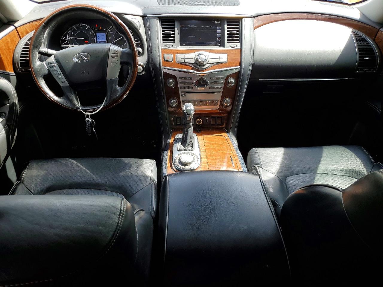 2019 INFINITI QX80 LUXE photo 15