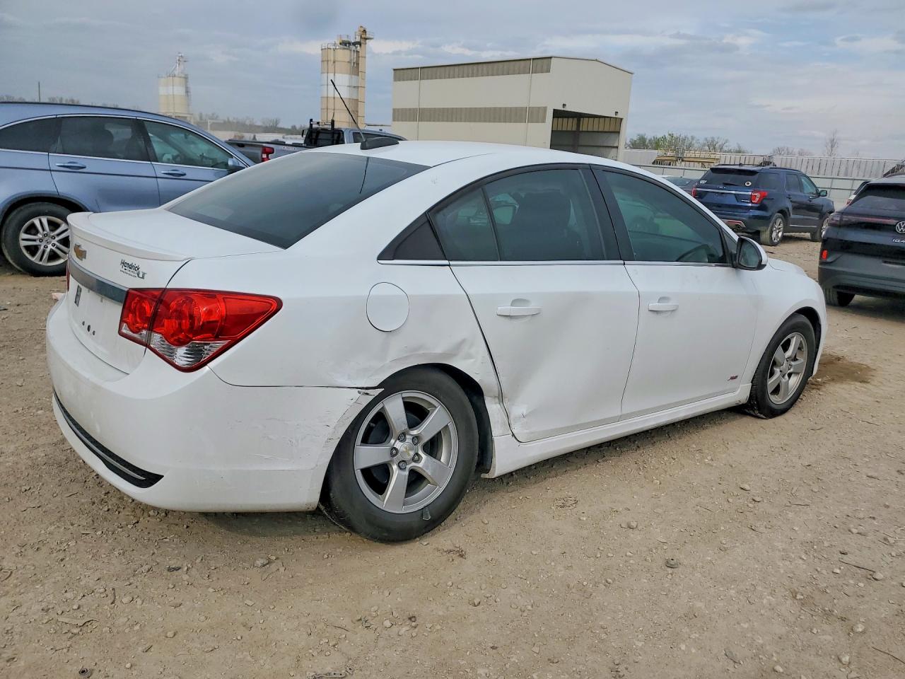 2015 CHEVROLET CRUZE LT photo 7