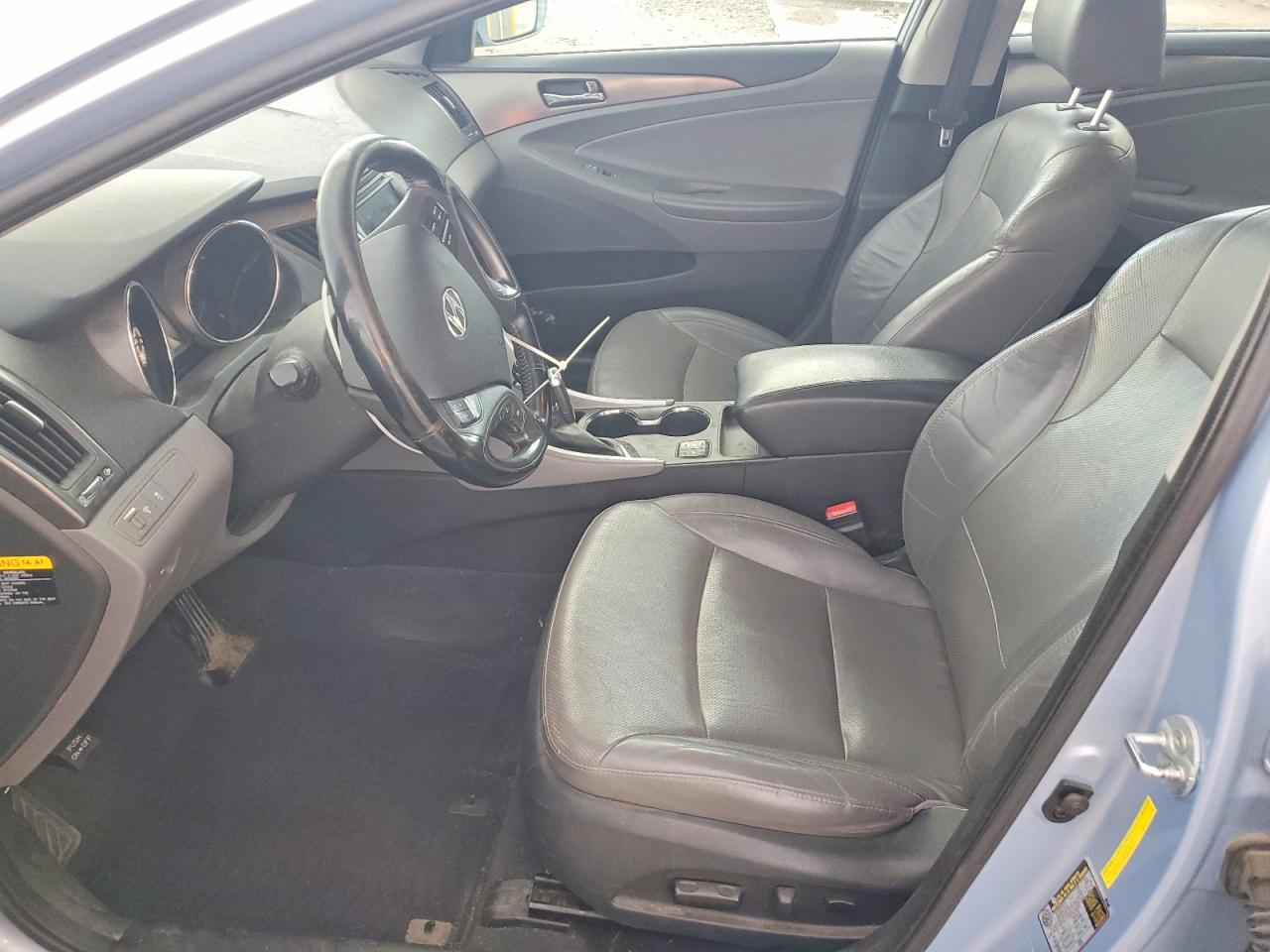 2013 HYUNDAI SONATA photo 19