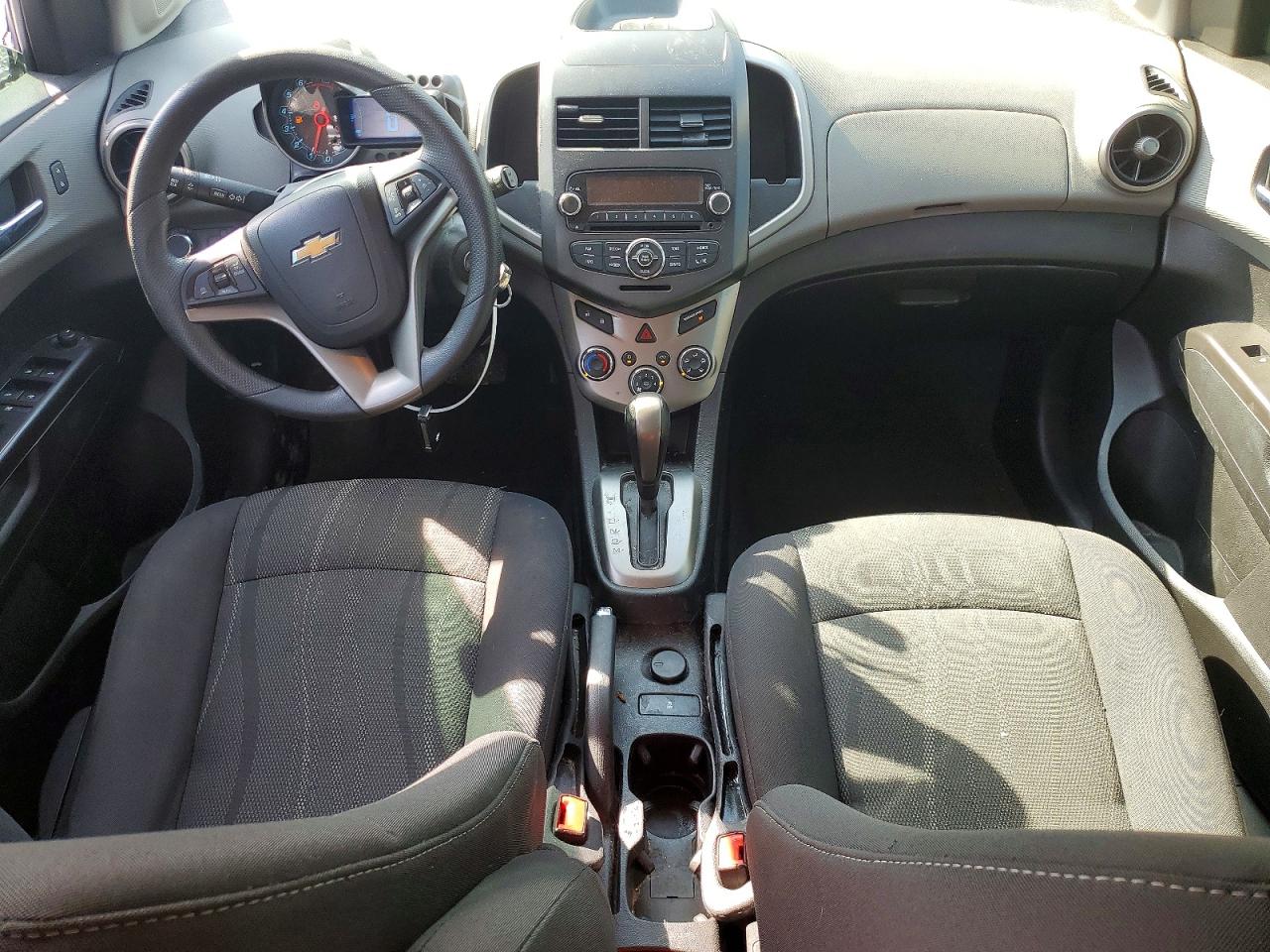 2014 CHEVROLET SONIC LT photo 22