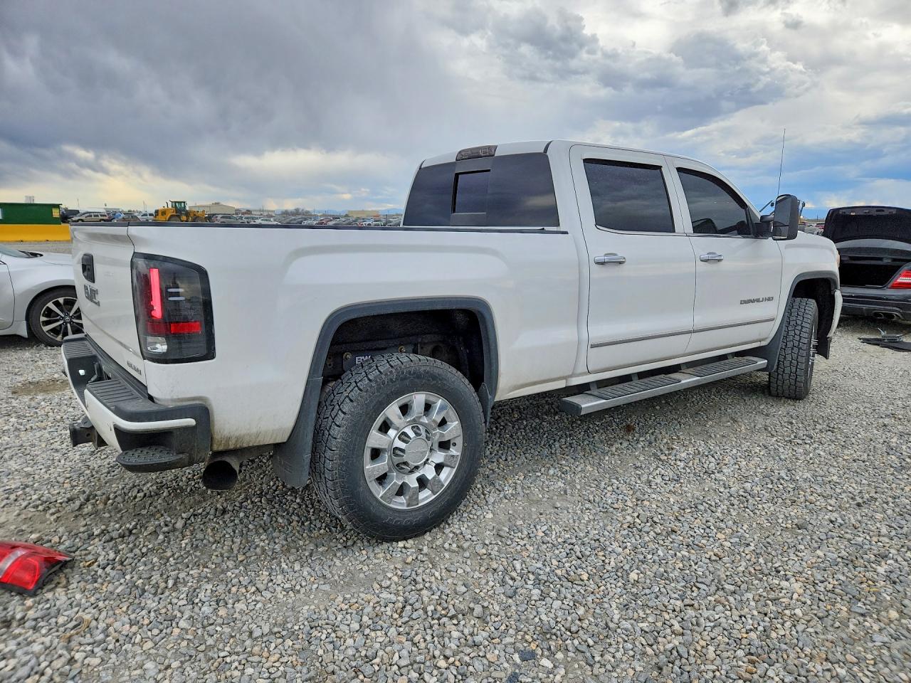 2015 GMC SIERRA K2500 DENALI photo 7