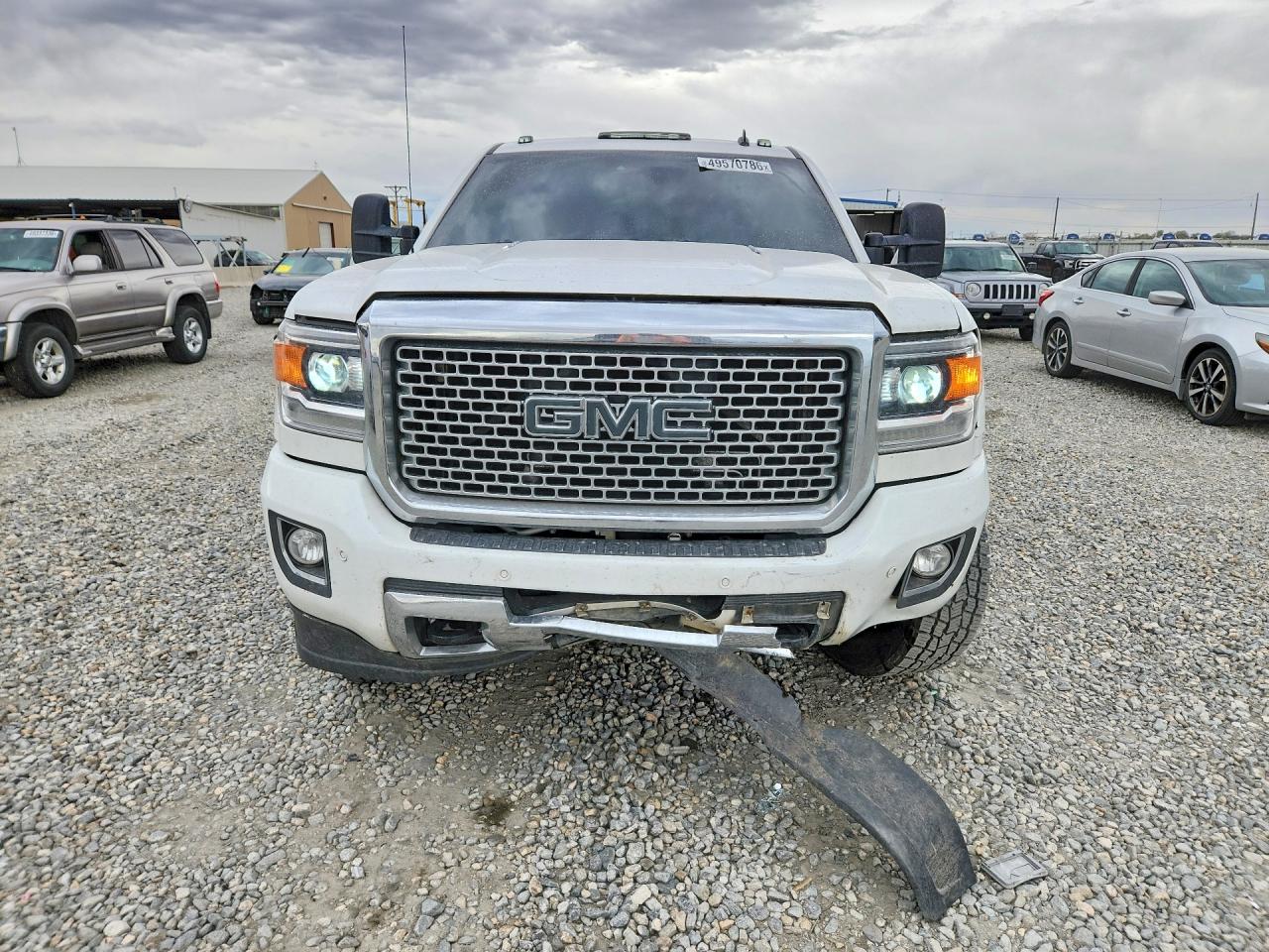 2015 GMC SIERRA K2500 DENALI photo 13