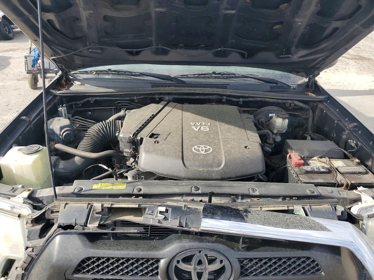 2013 TOYOTA TACOMA V6 photo 31