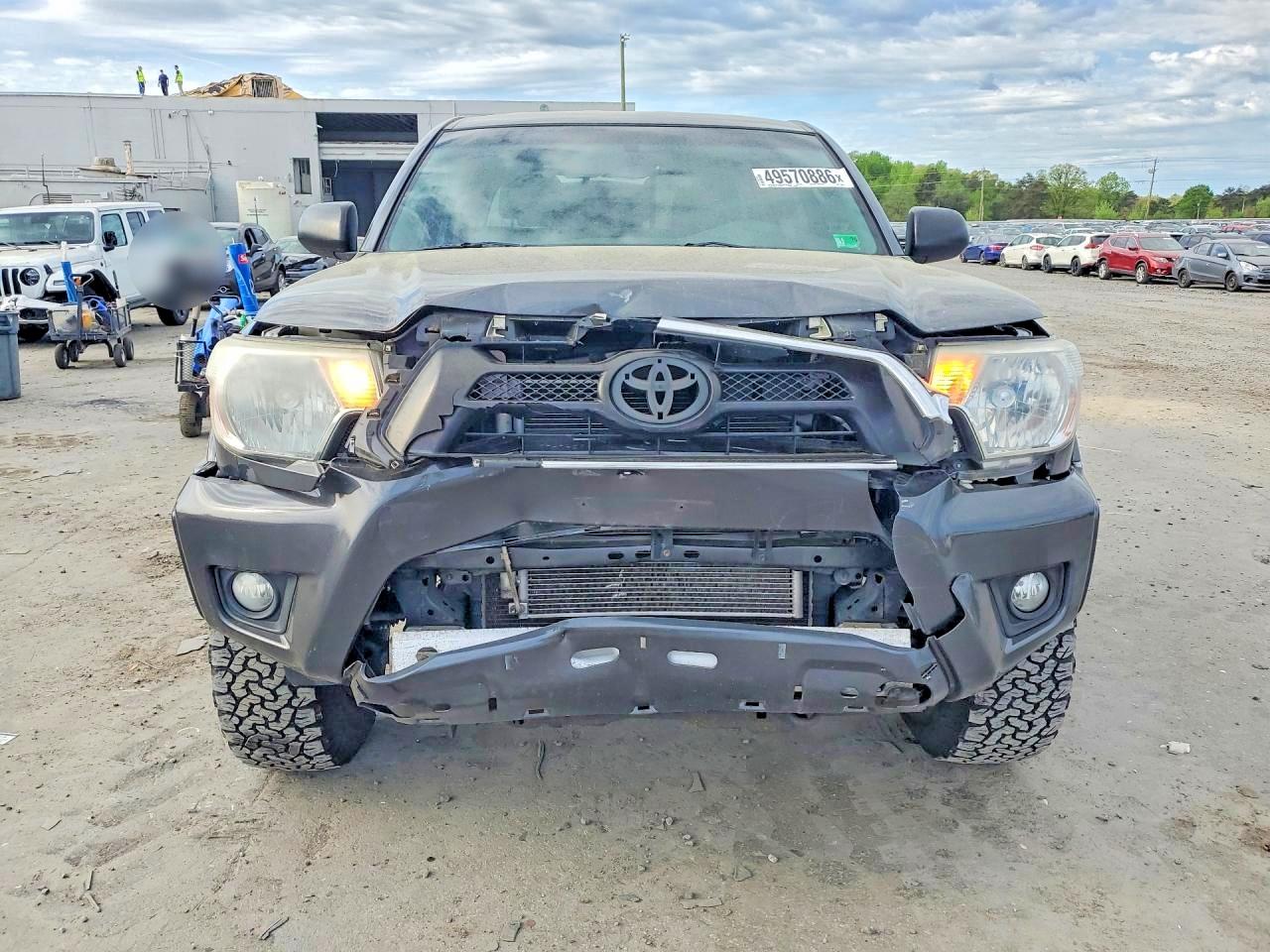 2013 TOYOTA TACOMA V6 photo 13