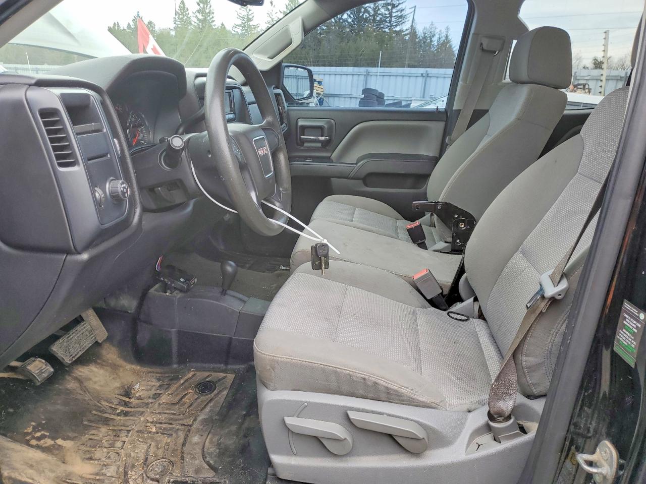 2015 GMC SIERRA K1500 photo 13