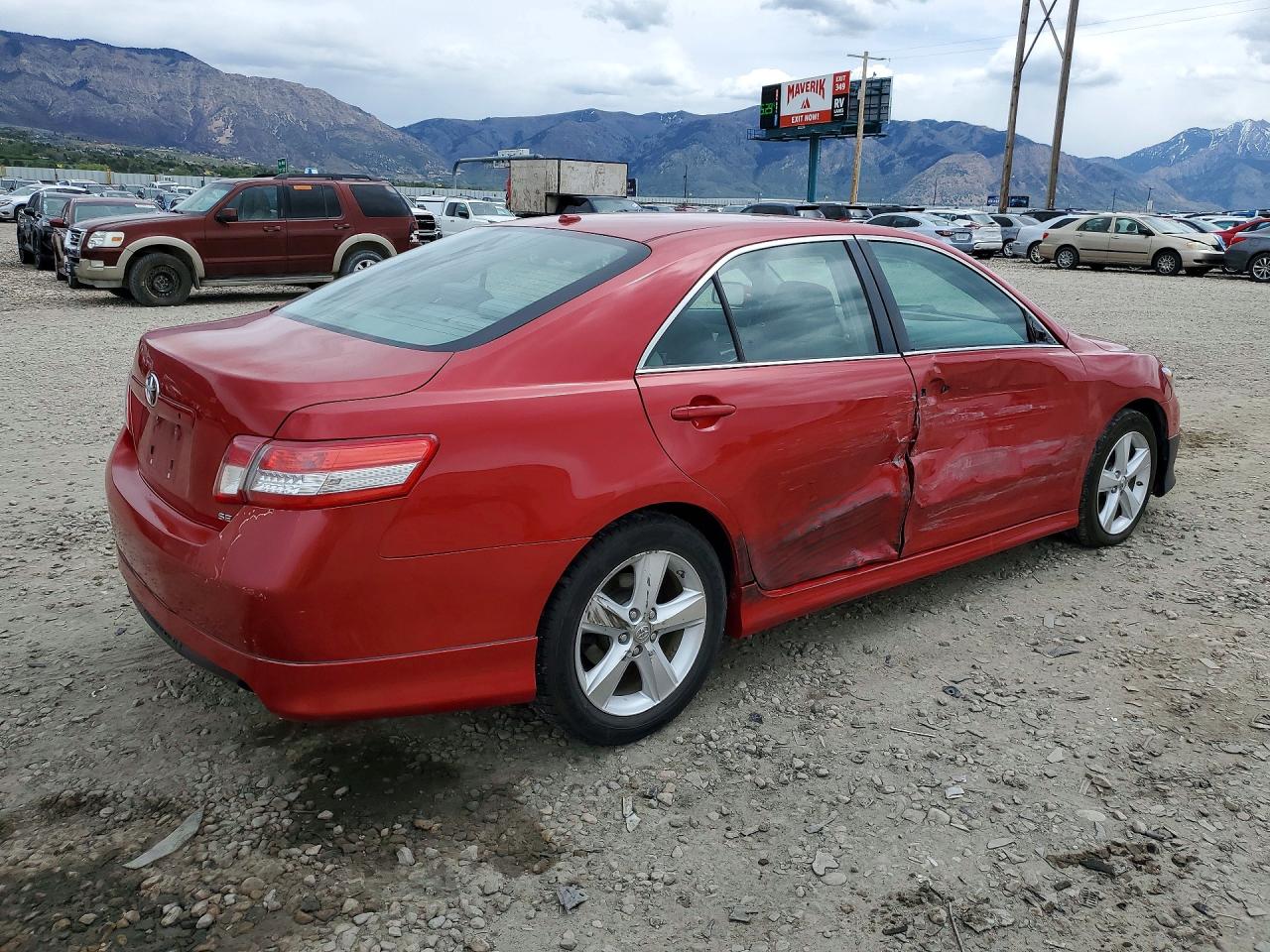 2010 TOYOTA CAMRY CE photo 5