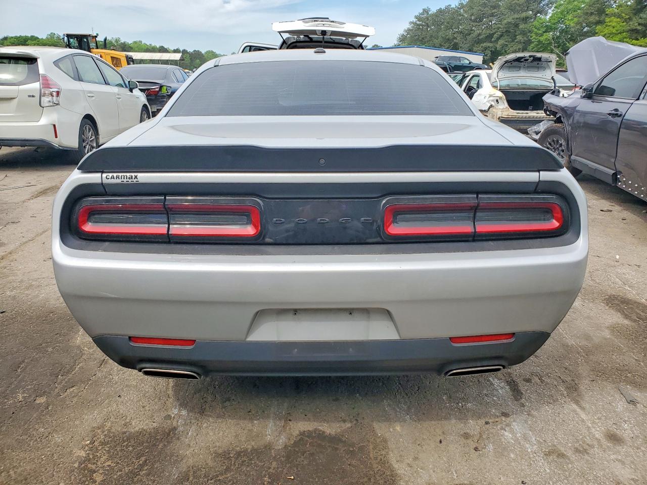 2023 DODGE CHALLENGER SXT photo 11