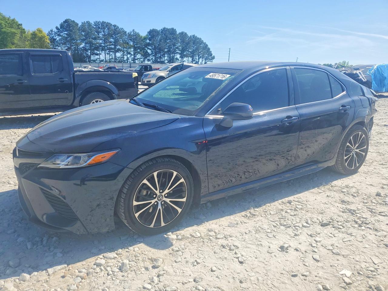 2018 TOYOTA CAMRY