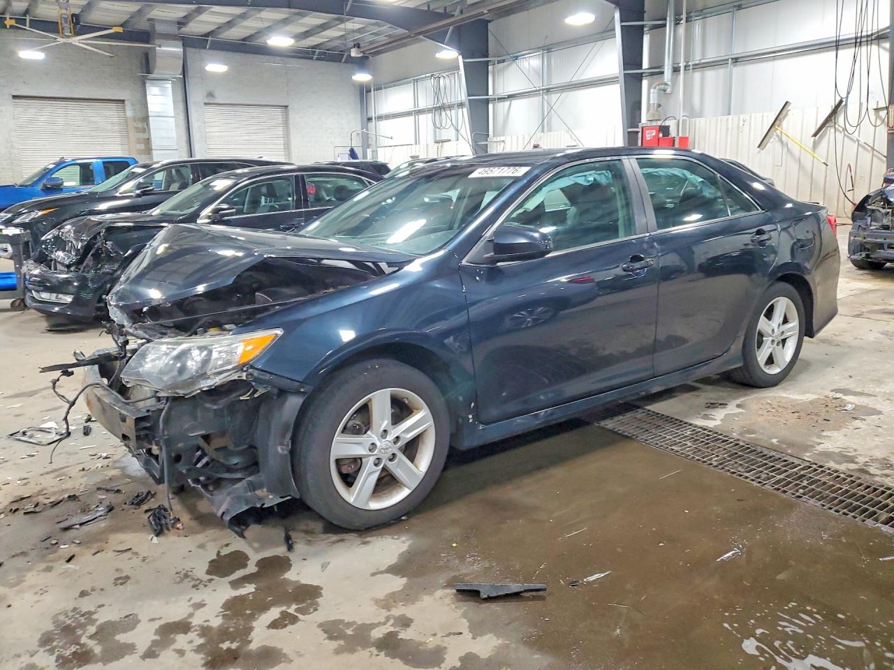 2013 TOYOTA CAMRY