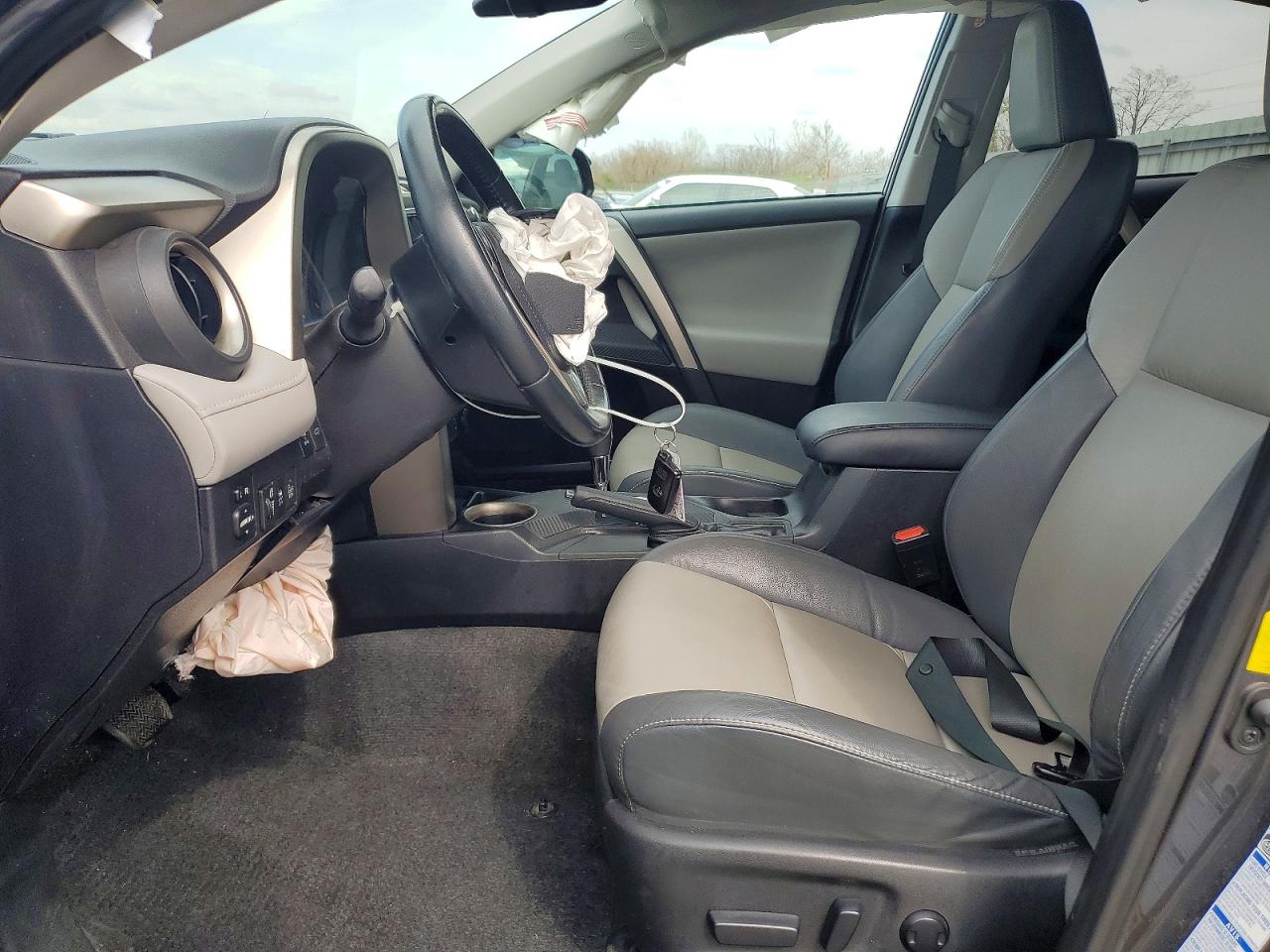 2015 TOYOTA RAV4 LIMITED photo 19
