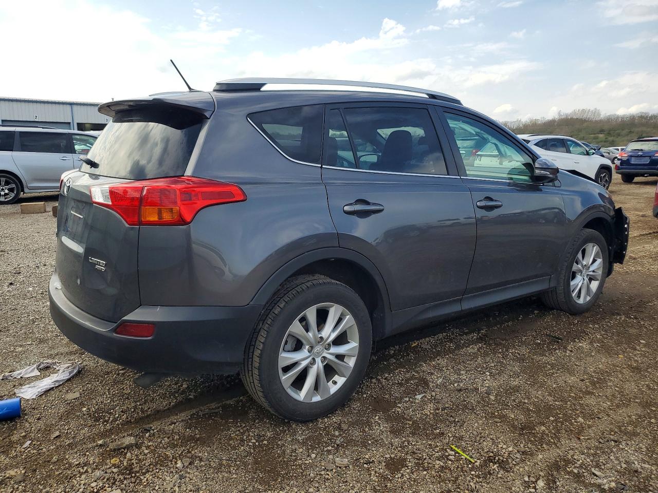 2015 TOYOTA RAV4 LIMITED photo 7