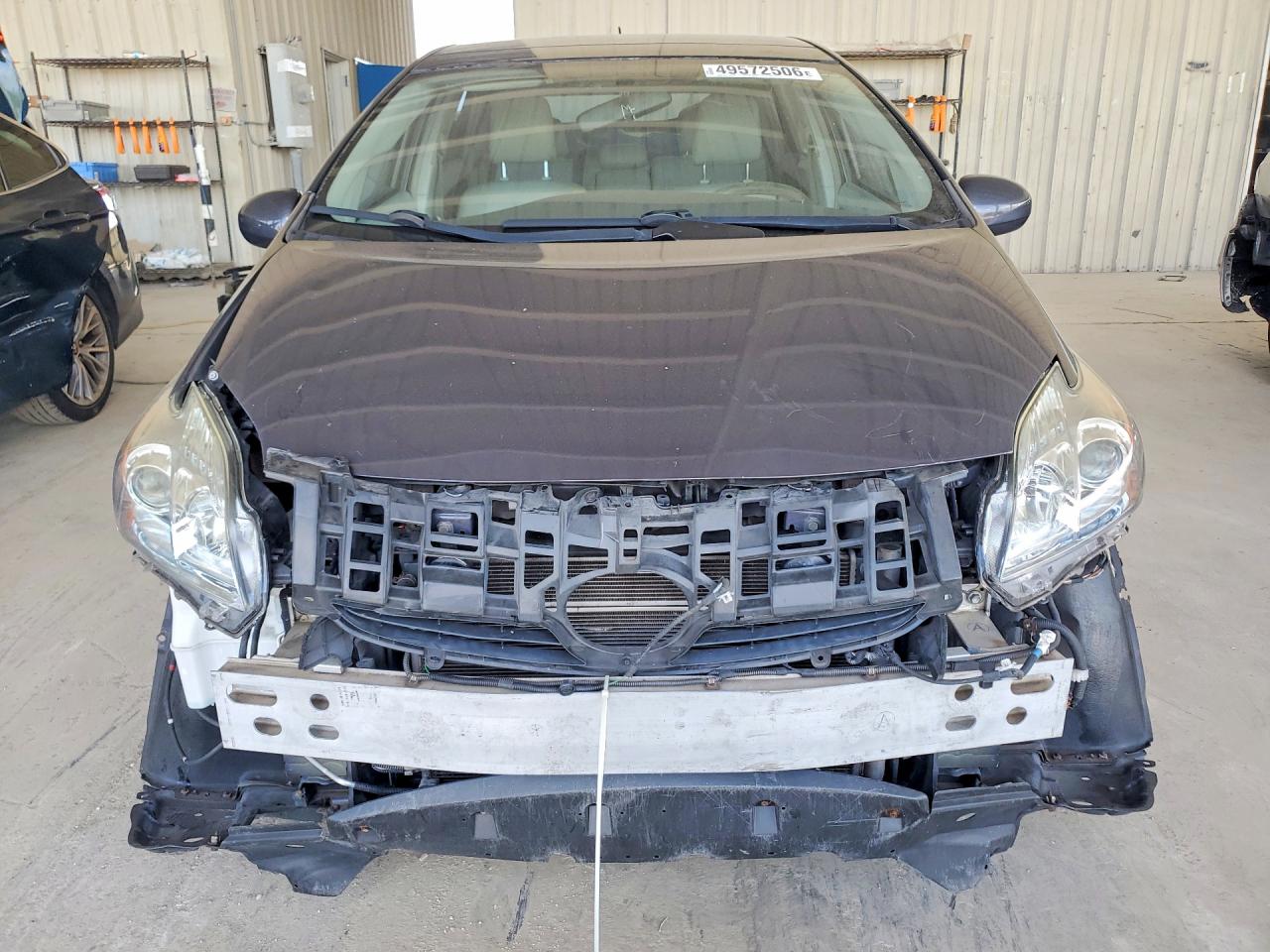2010 TOYOTA PRIUS III photo 9