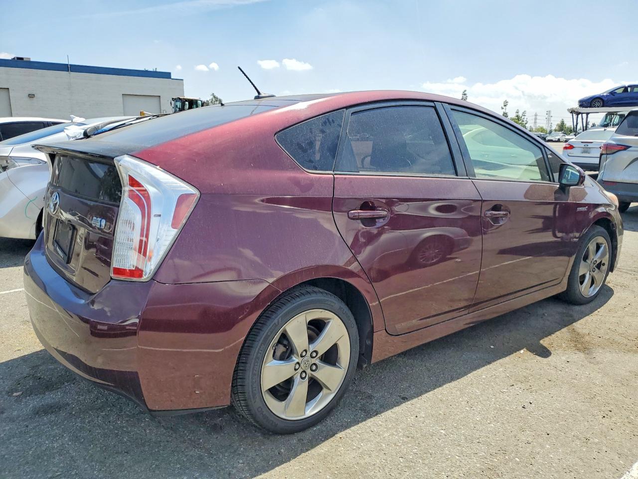 2013 TOYOTA PRIUS photo 7