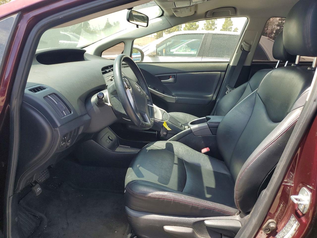 2013 TOYOTA PRIUS photo 19