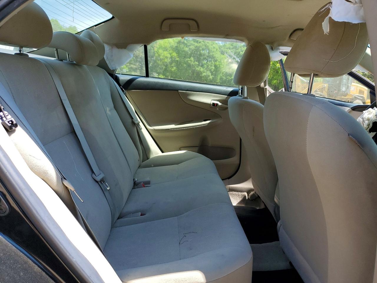 2012 TOYOTA COROLLA L photo 19