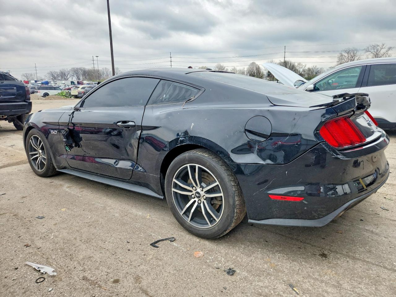2017 FORD MUSTANG GT photo 3