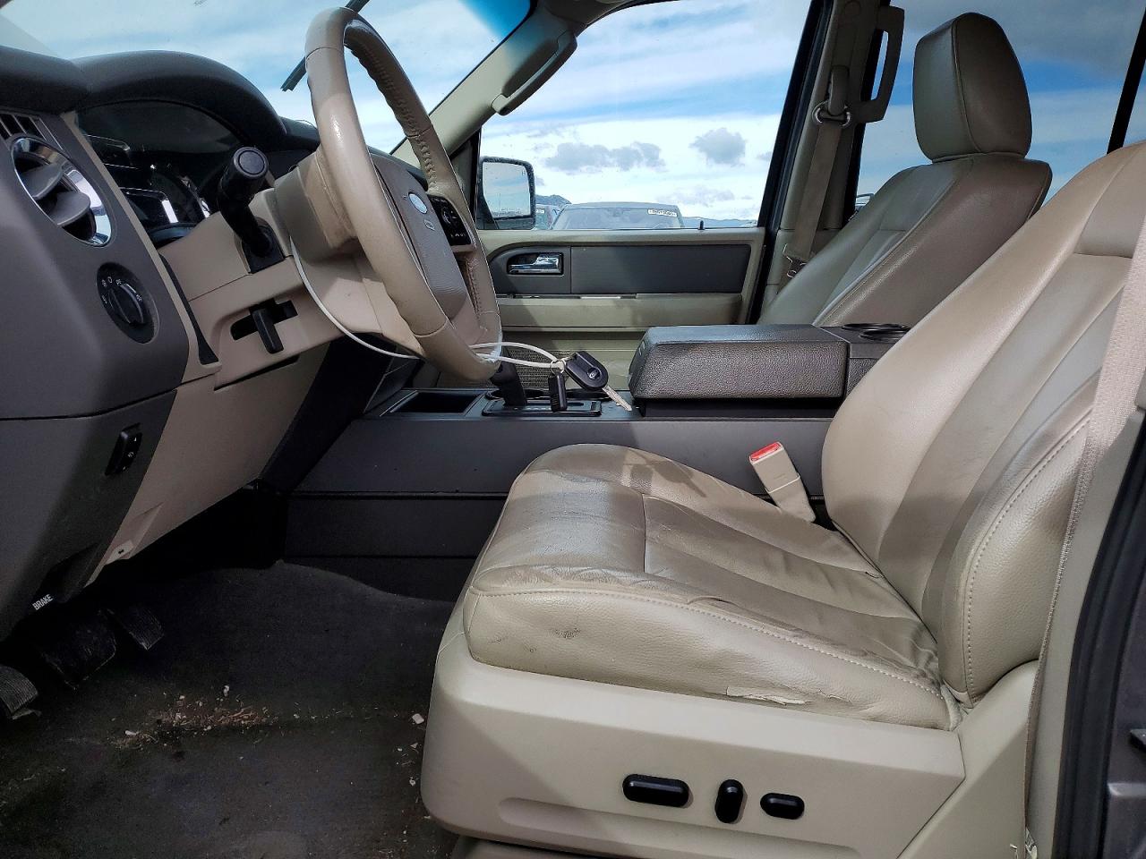 2010 FORD EXPEDITION EL XLT photo 13