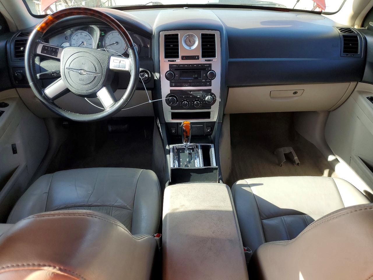 2007 CHRYSLER 300C photo 22