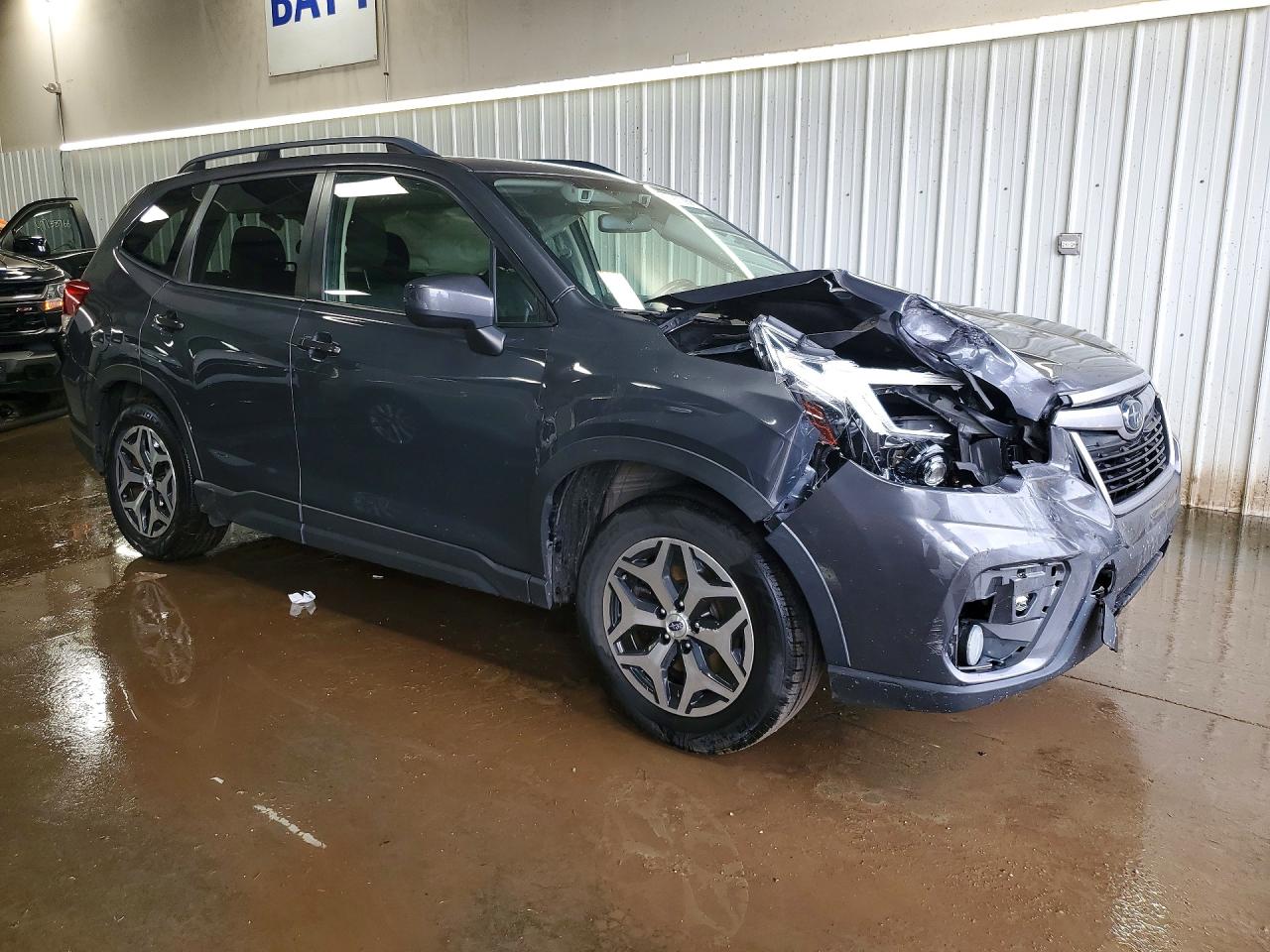 2021 SUBARU FORESTER PREMIUM photo 10