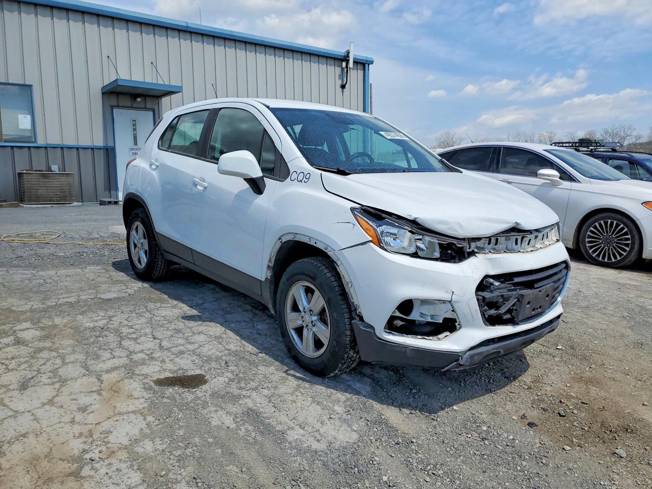 2019 CHEVROLET TRAX LS photo 10