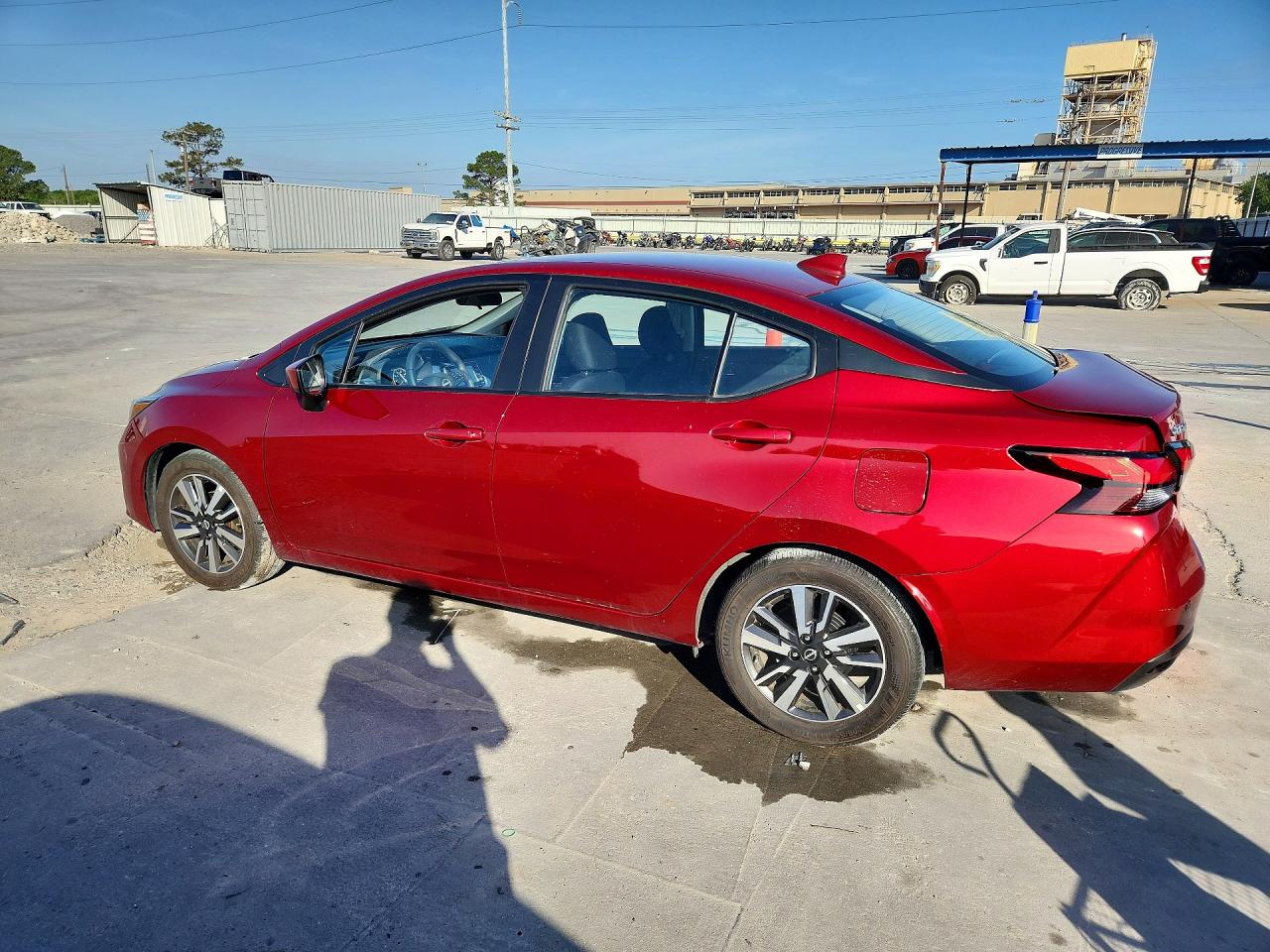 2025 NISSAN VERSA SV photo 4