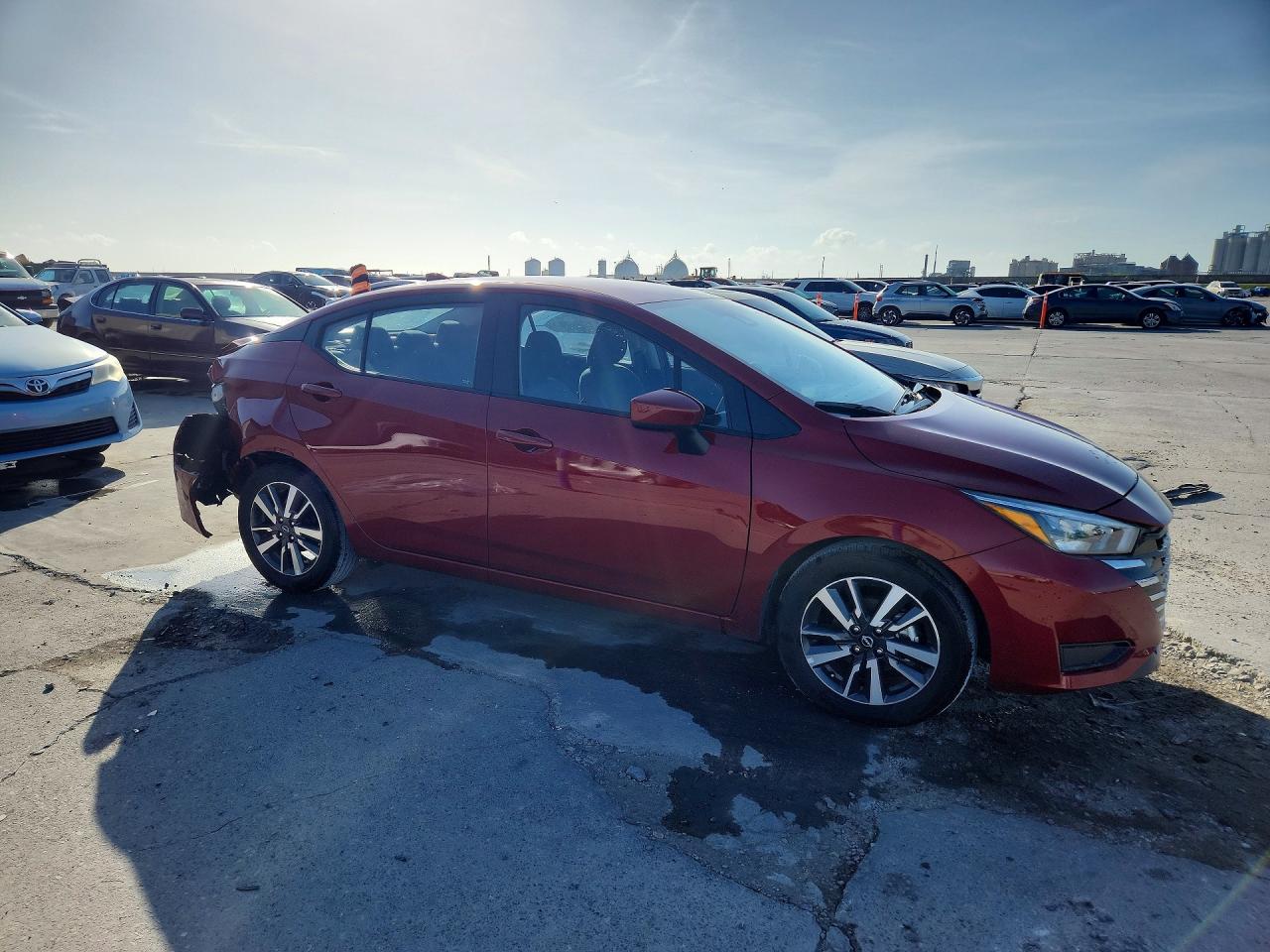 2025 NISSAN VERSA SV photo 10