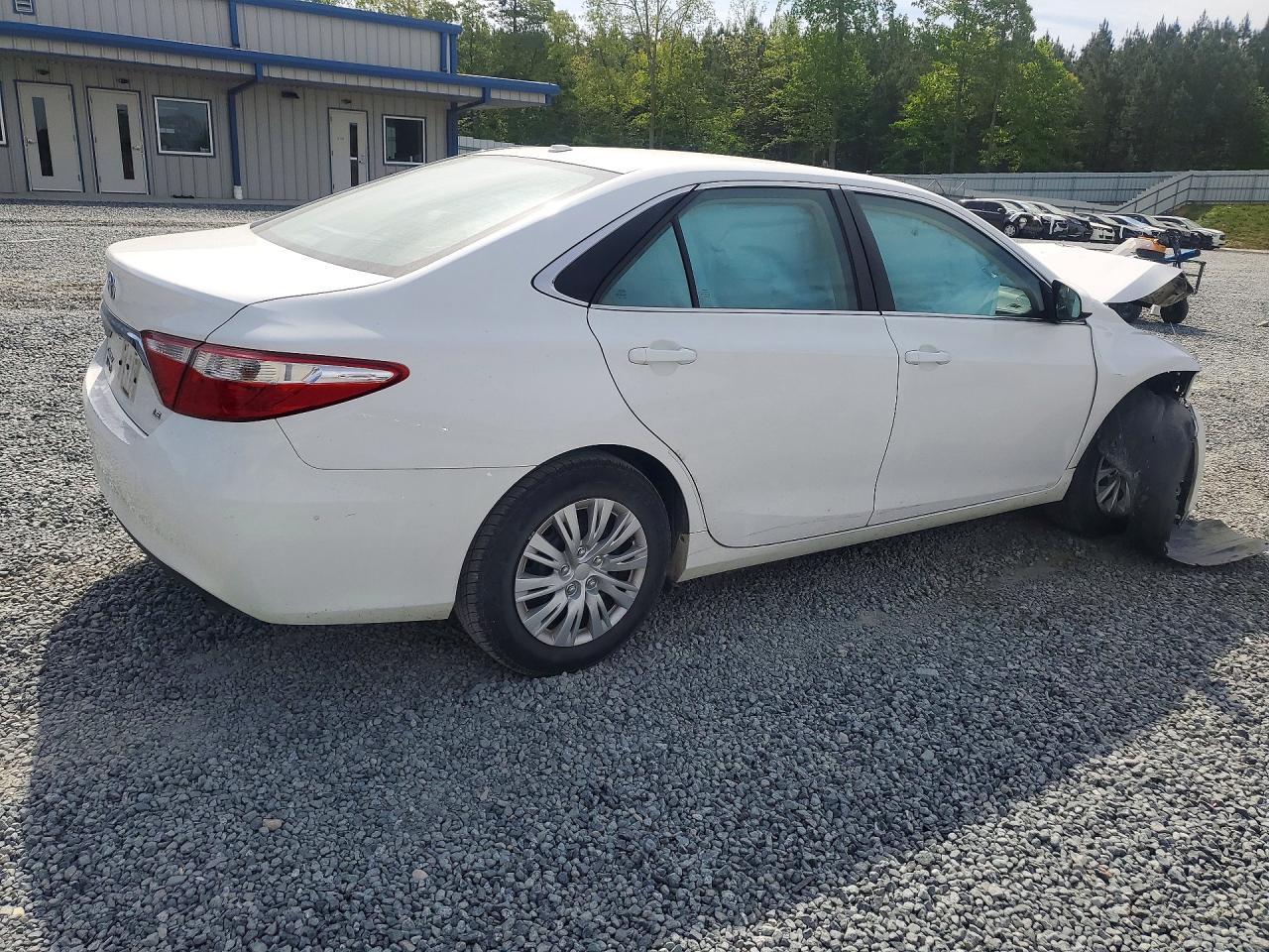 2016 TOYOTA CAMRY LE photo 7