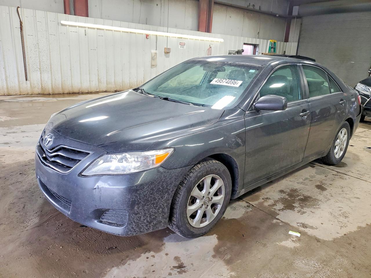 2011 TOYOTA CAMRY