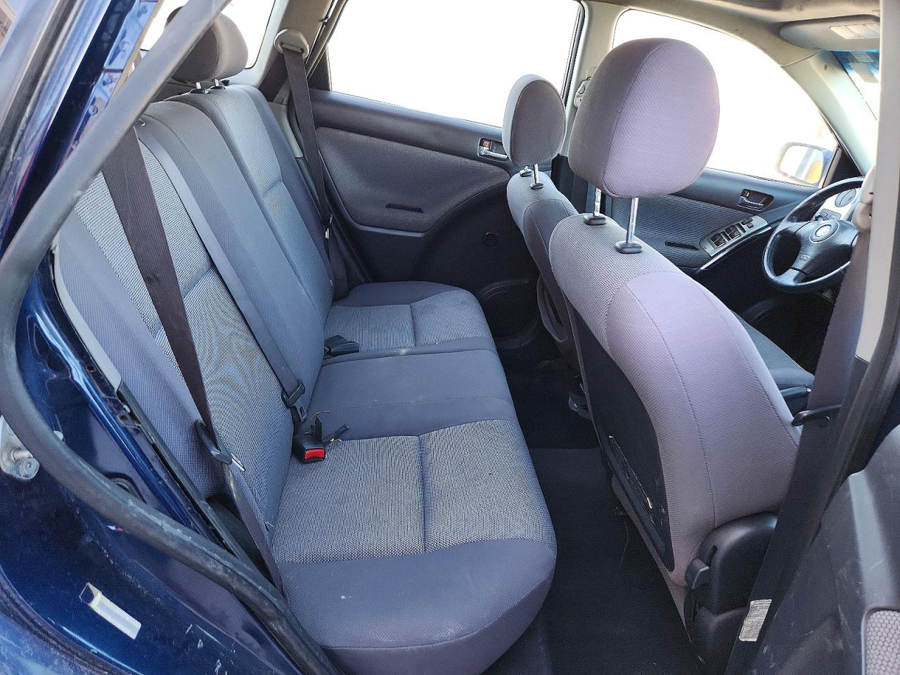 2003 TOYOTA COROLLA MATRIX XR photo 19