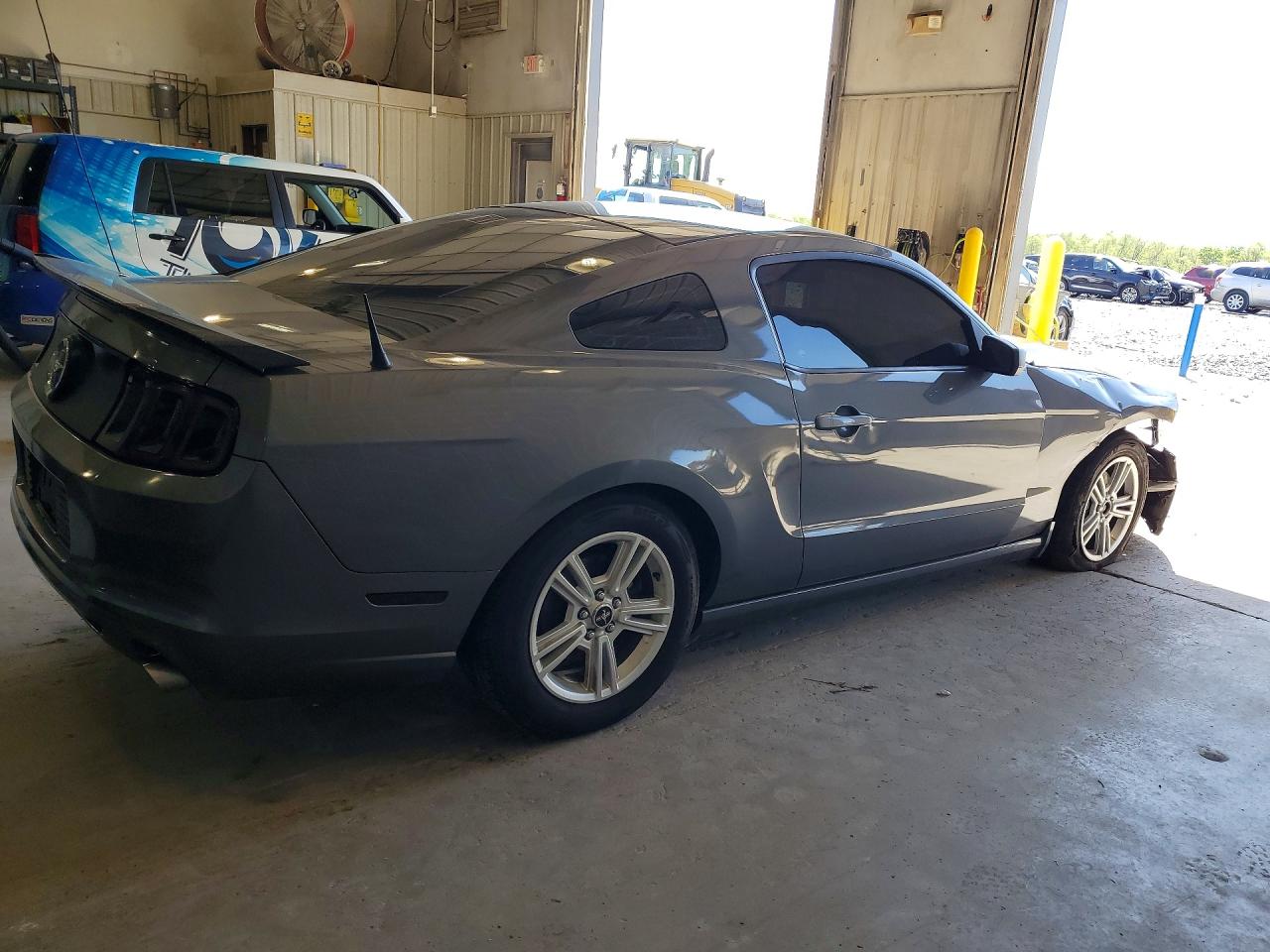 2014 FORD MUSTANG photo 3