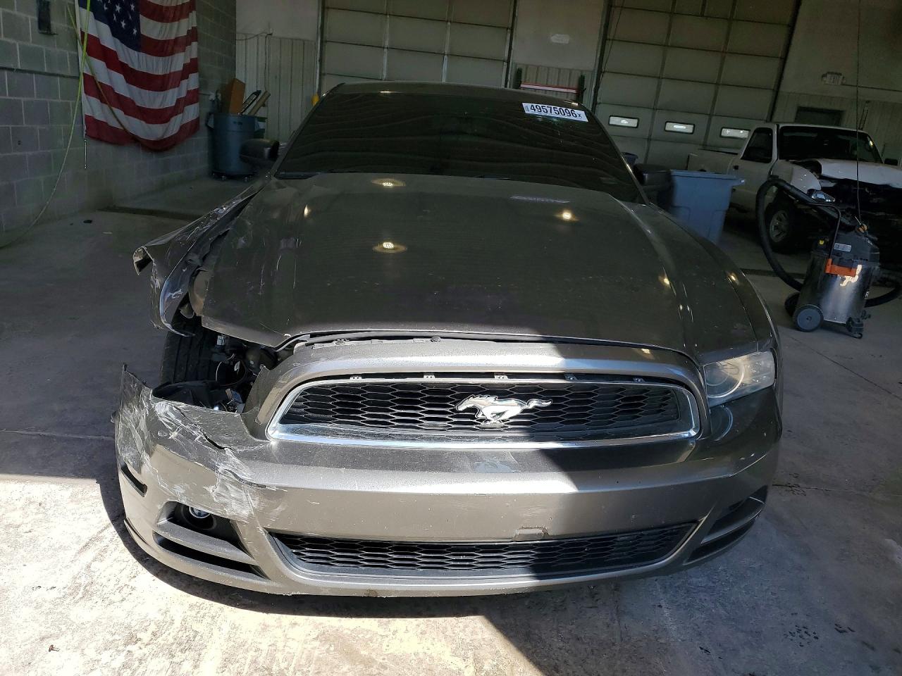 2014 FORD MUSTANG photo 5
