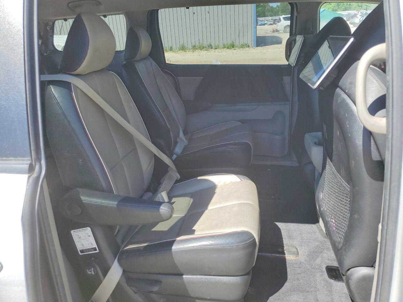 2019 KIA SEDONA EX photo 31