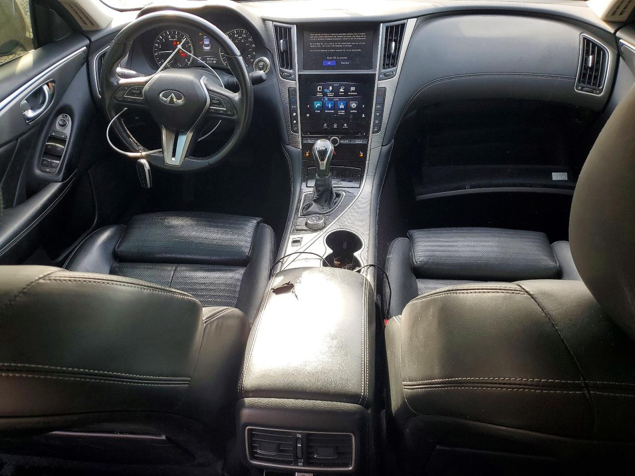 2018 INFINITI Q50 photo 22