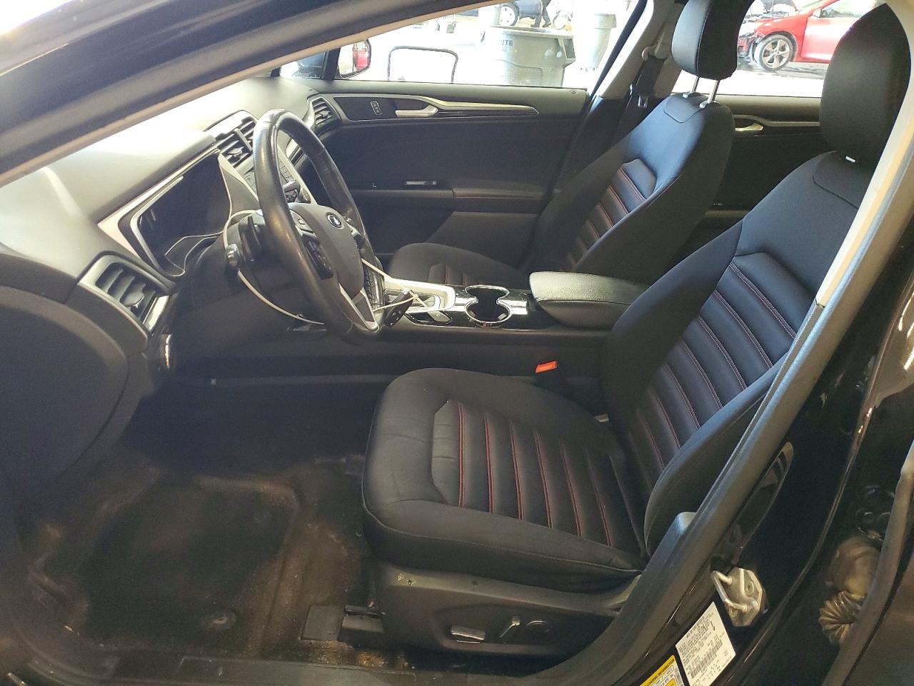 2016 FORD FUSION SE photo 19