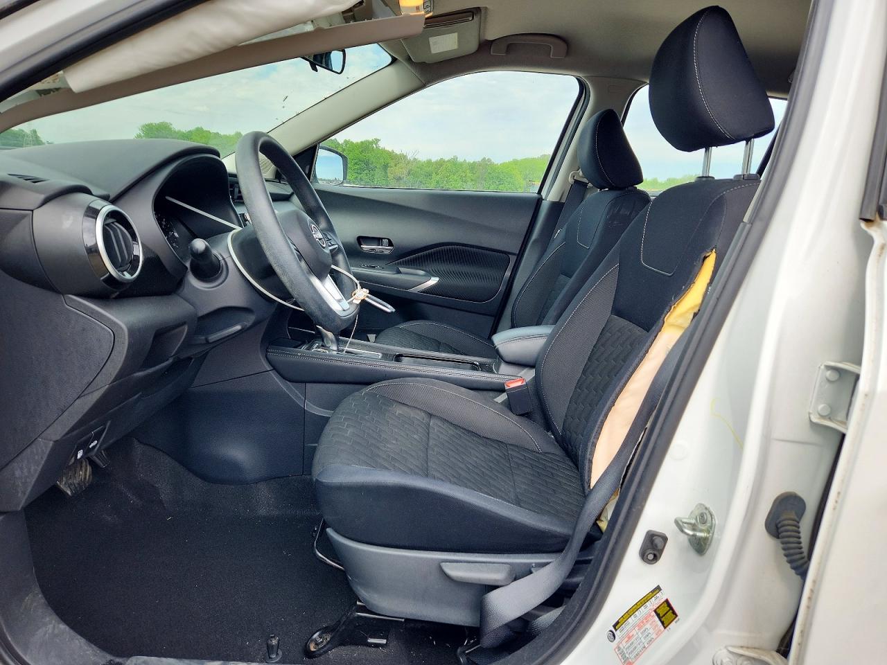 2023 NISSAN KICKS SV photo 13