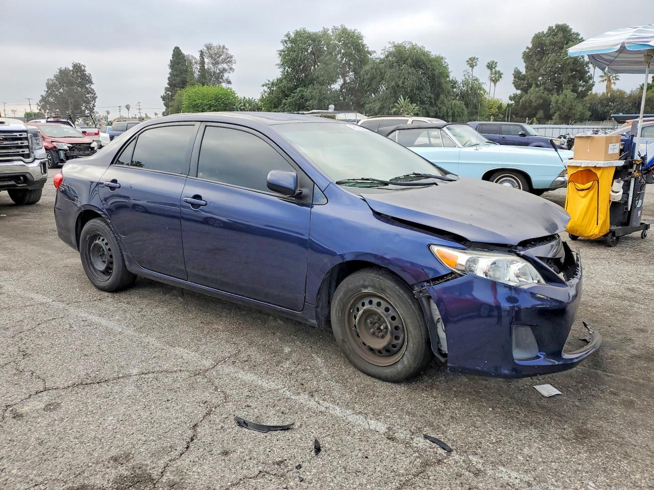 2011 TOYOTA COROLLA LE photo 7